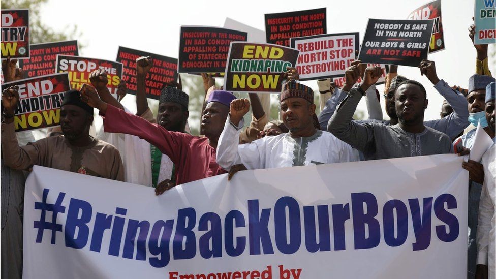 नाइजेरियामा अपहरणमा परेका एक सय जना अपहरण मुक्त