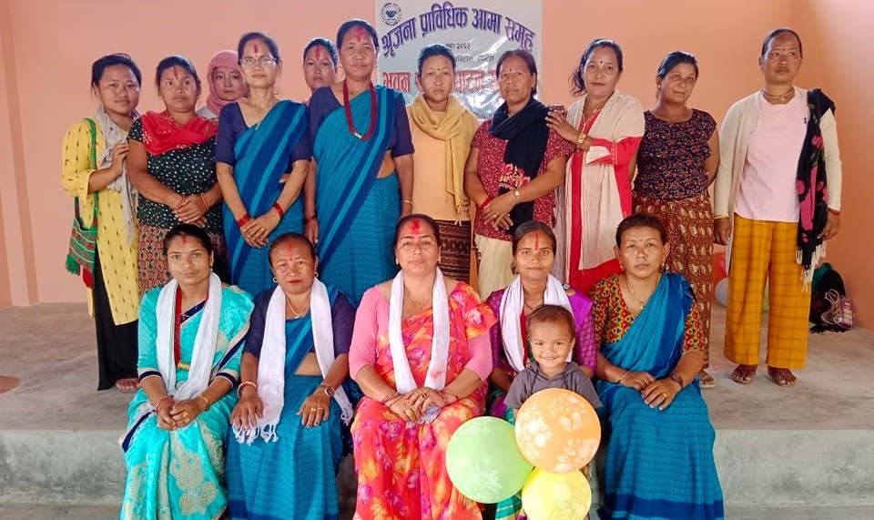 महिलाहरुलाई ब्यबसायिक रुपमा सिपयुक्त बनाउन श्रृजनशिल प्राबिधिक आमा समूहको भवन उदघाटन