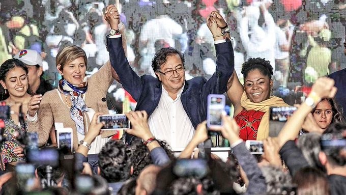 कोलम्बियाको राष्ट्रपतिमा बमापन्थी नेता गुस्ताभो पेट्रो विजयी