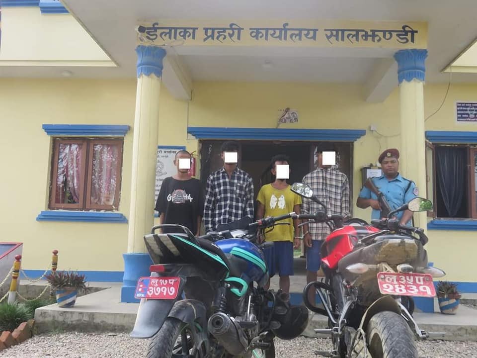 बाख्रा चोरी गर्ने कञ्चनका युवाहरु पक्राउ