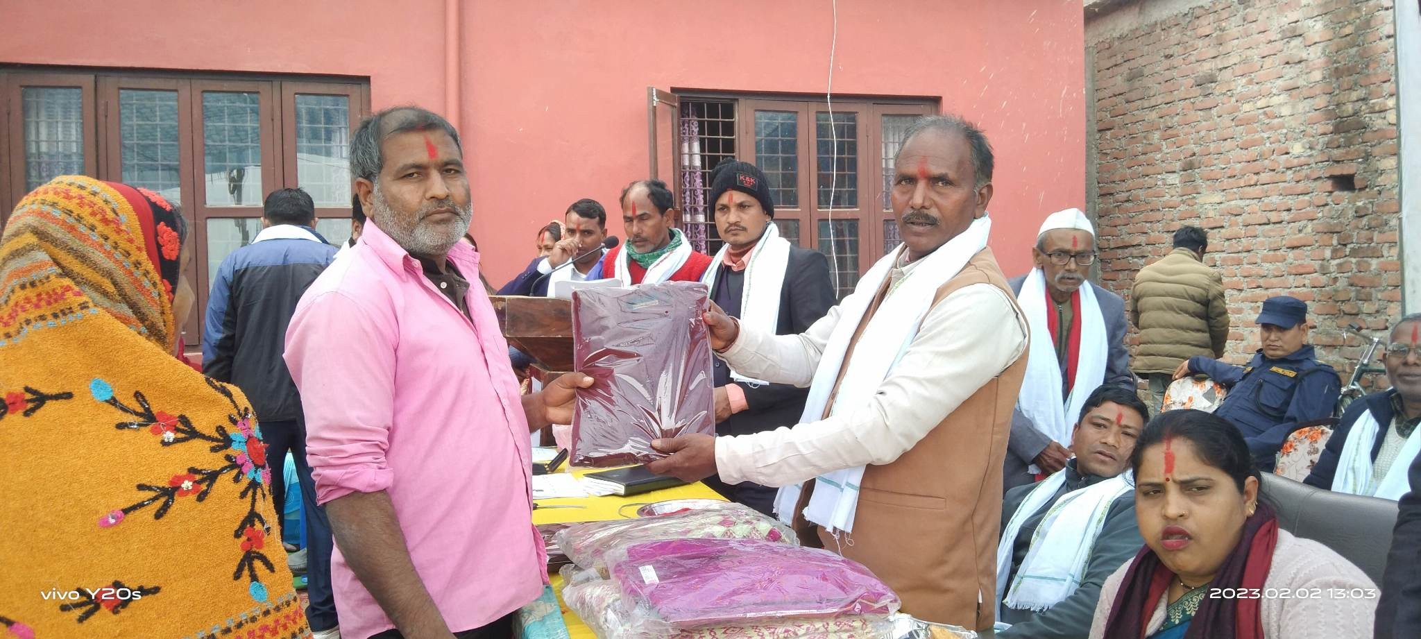 गैडहवा वाड नं ७ को कार्यलयद्वारा न्यानो कपडा वितरण कार्यक्रम