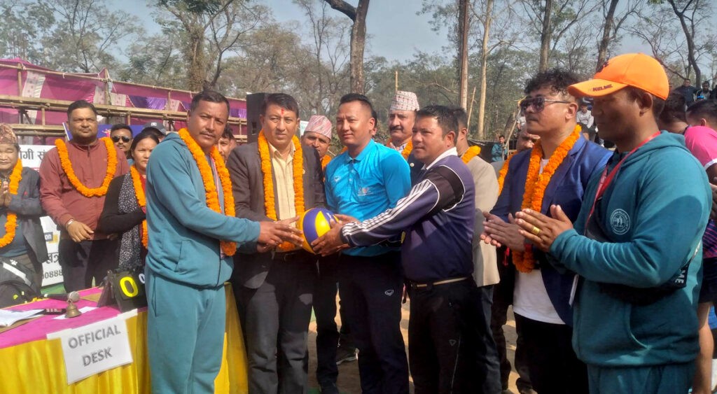 मणिमुकुन्द रनिङशिल्ड भलिबलको उद्घाटन खेलमा पर्वत र नवलपुर विजयी