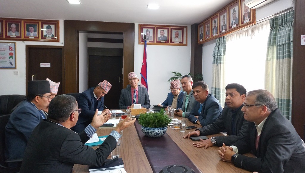 लघुवित्तहरुद्वारा सेवा शुल्कवापत लिएको १ अरव ६० करोड ग्राहकलाई फिर्ता गर्ने सहमती