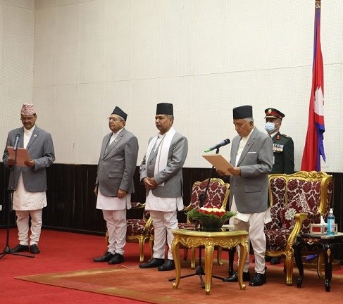 परराष्ट्रमन्त्री साउदद्वारा शपथ ग्रहण