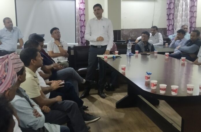 पोखरेलद्वारा प्रजातन्त्रवादी प्राध्यापक संघको अध्यक्षमा उम्मेदवारी घोषणा