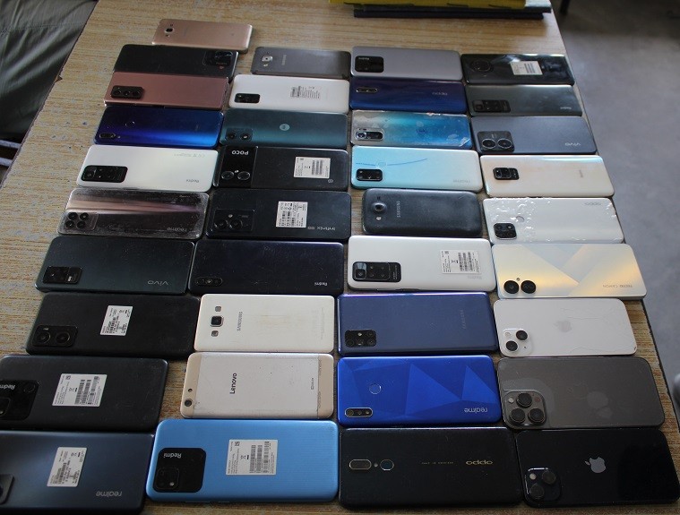 रुपन्देहीमा ठुलो परिमाणमा अवैध सामान बरामद