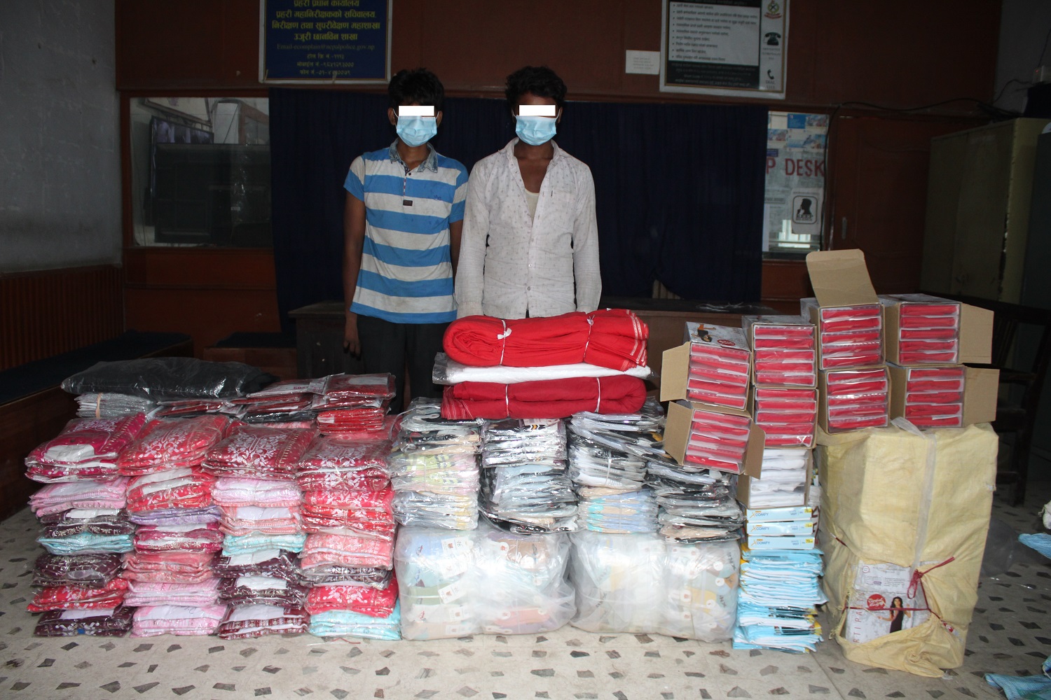 प्रहरीद्वारा ३ लाख ६९ हजार ५५० बरावरको सामान बरामद