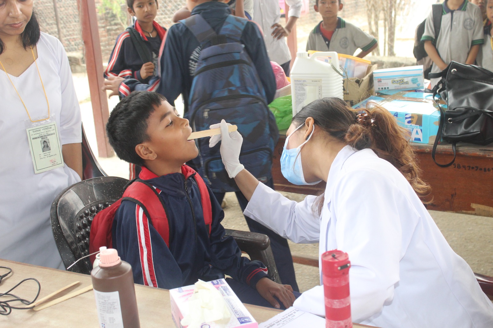 टिकुलीगढ माध्यमिक विद्यालयमा निःशुल्क स्वास्थ्य शिविर