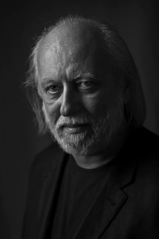 २०२५ को साहित्यतर्फको नोबेल पुरस्कार हङ्गेरियन लेखक लास्लोलाई 