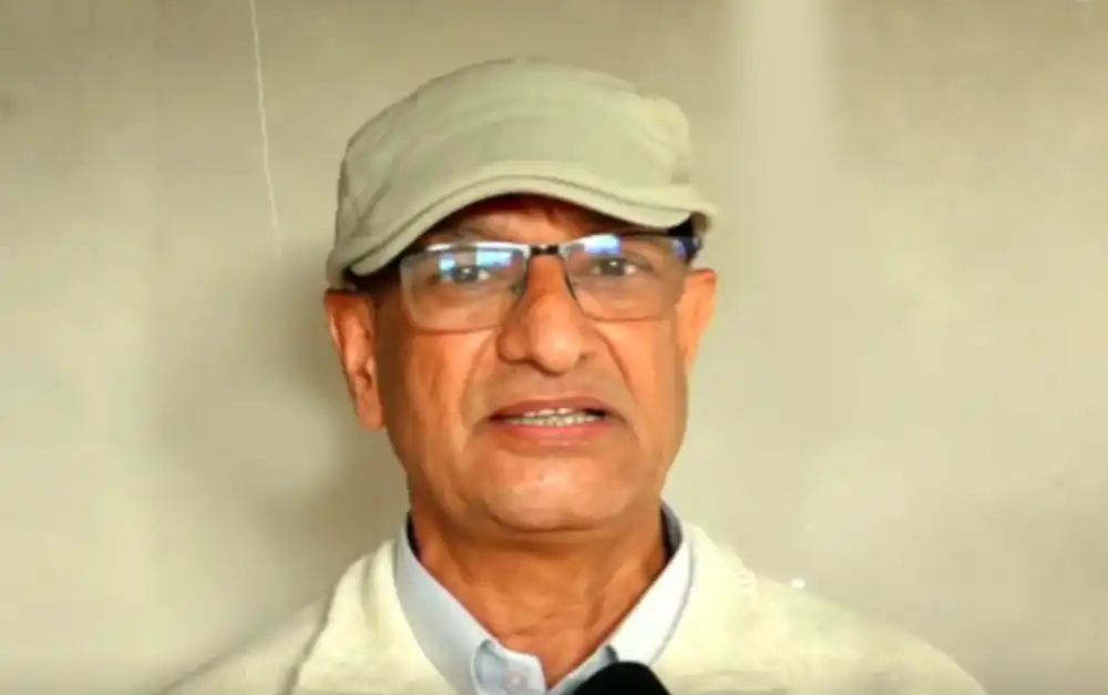 पूर्व गृहमन्त्री लेखक पक्राउ