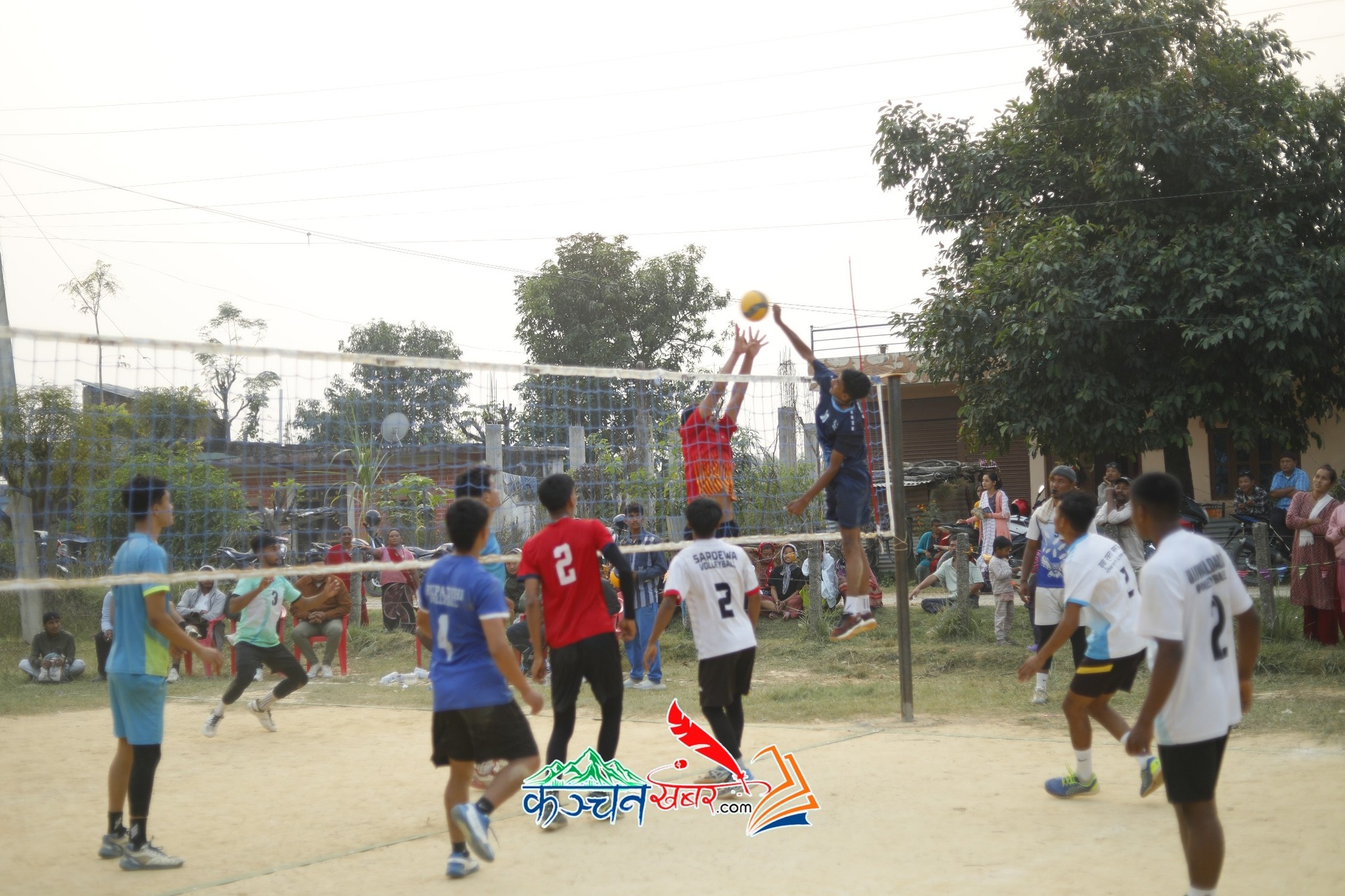 गुल्मीको ठूलो लुम्पेकमा पुरुष तथा महिला भलिवल प्रतियोगिता हुदै