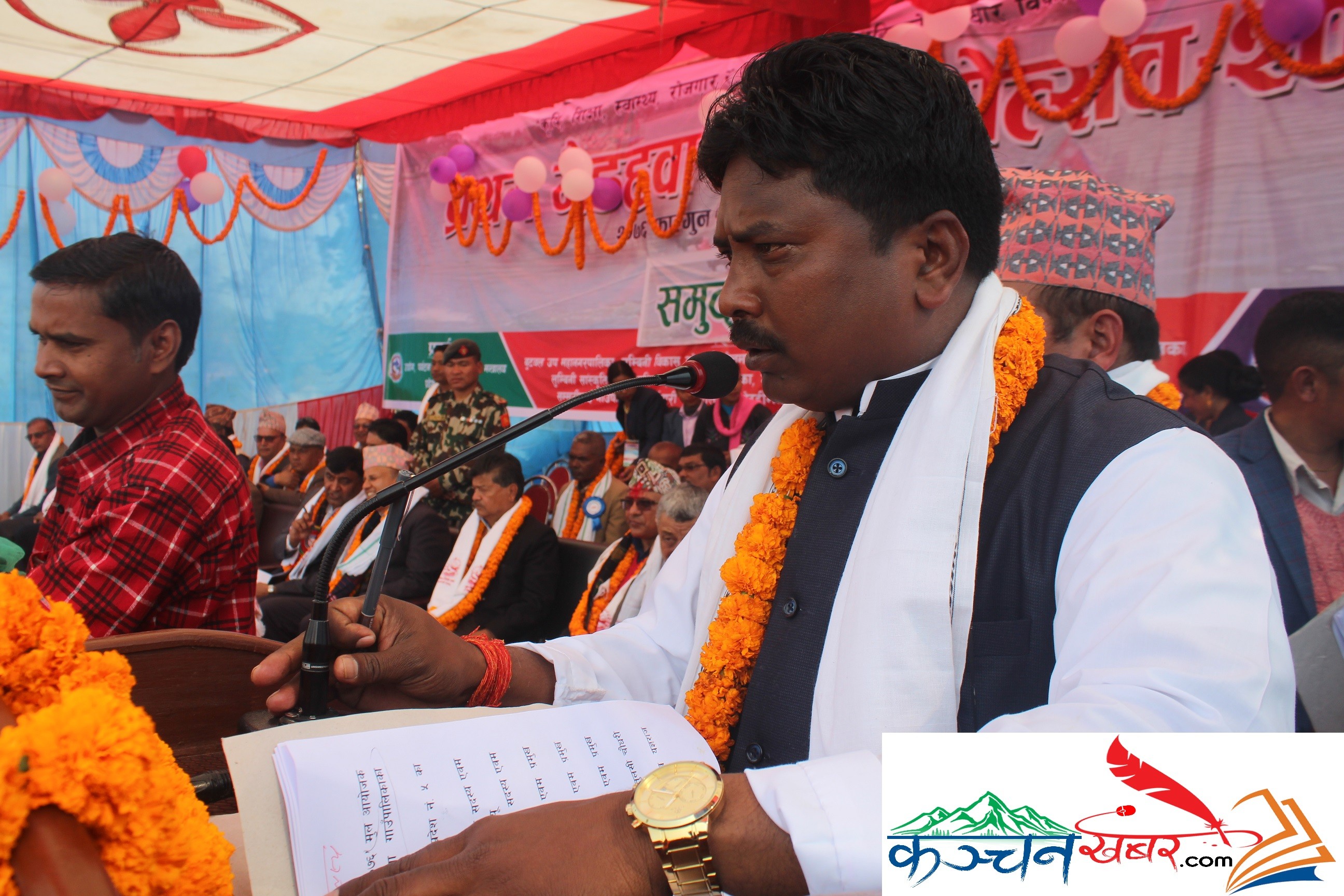 गैडहवा गाँउपालिकाका निवर्तमान अध्यक्ष केवट एमालेमा प्रवेश