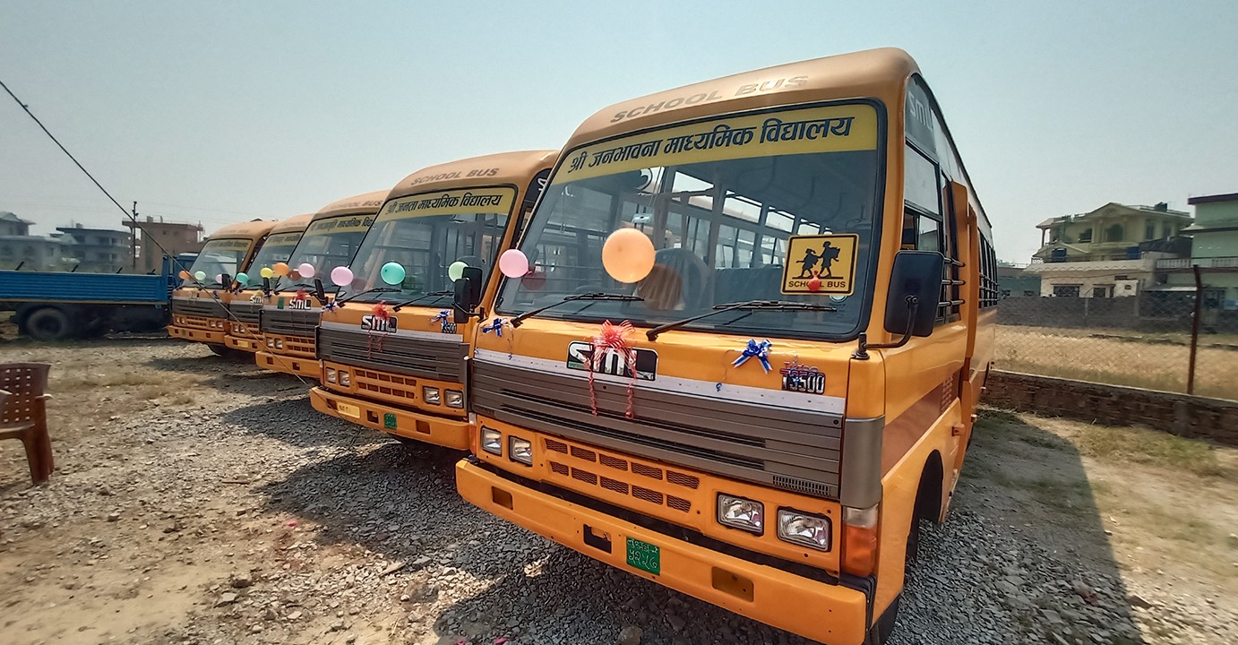 तिलत्तमाका ५ सामुदायिक बिधालयलाई नपाले दियो बिधालय बस