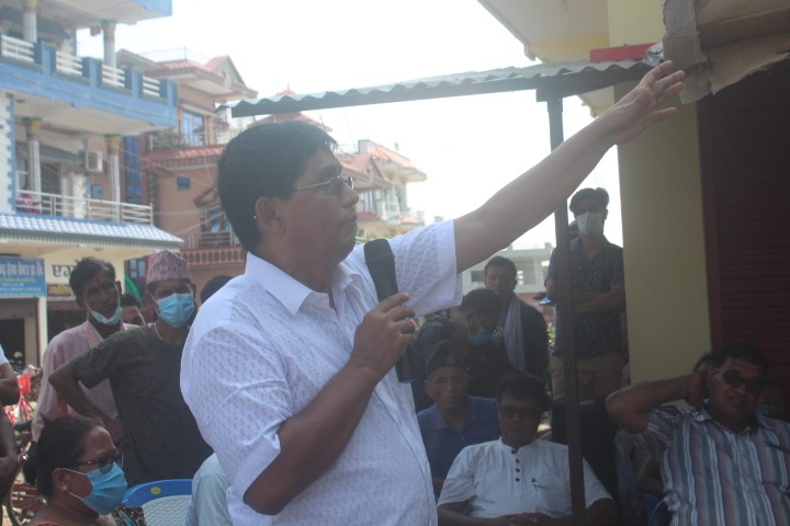 कचनमा इलाका प्रहरी कार्यलय सार्न खोज्ने प्रहरी निरीक्षक मल्लको बिरोध