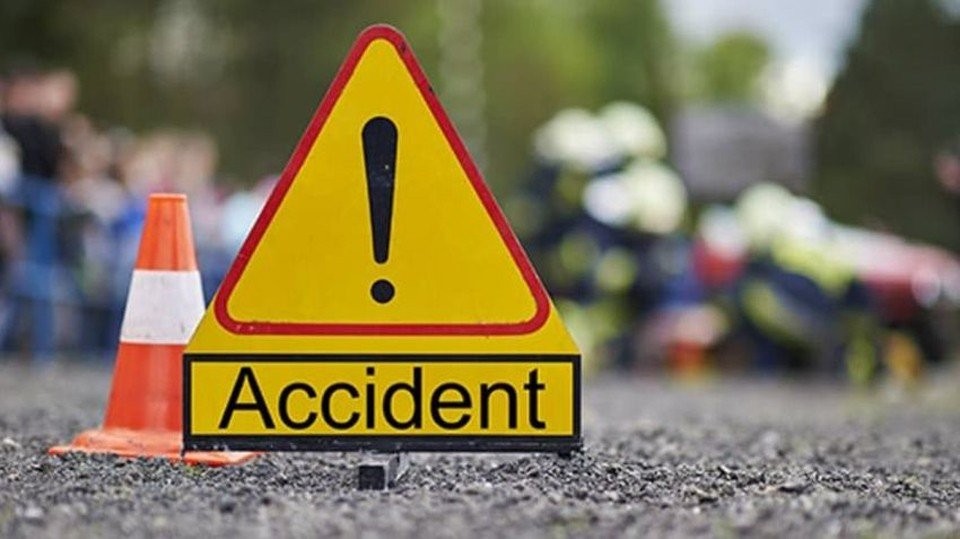 मकवानपुरमा बस दुर्घटना : ७ जनाको मृत्यु , २४ जना घाइते 