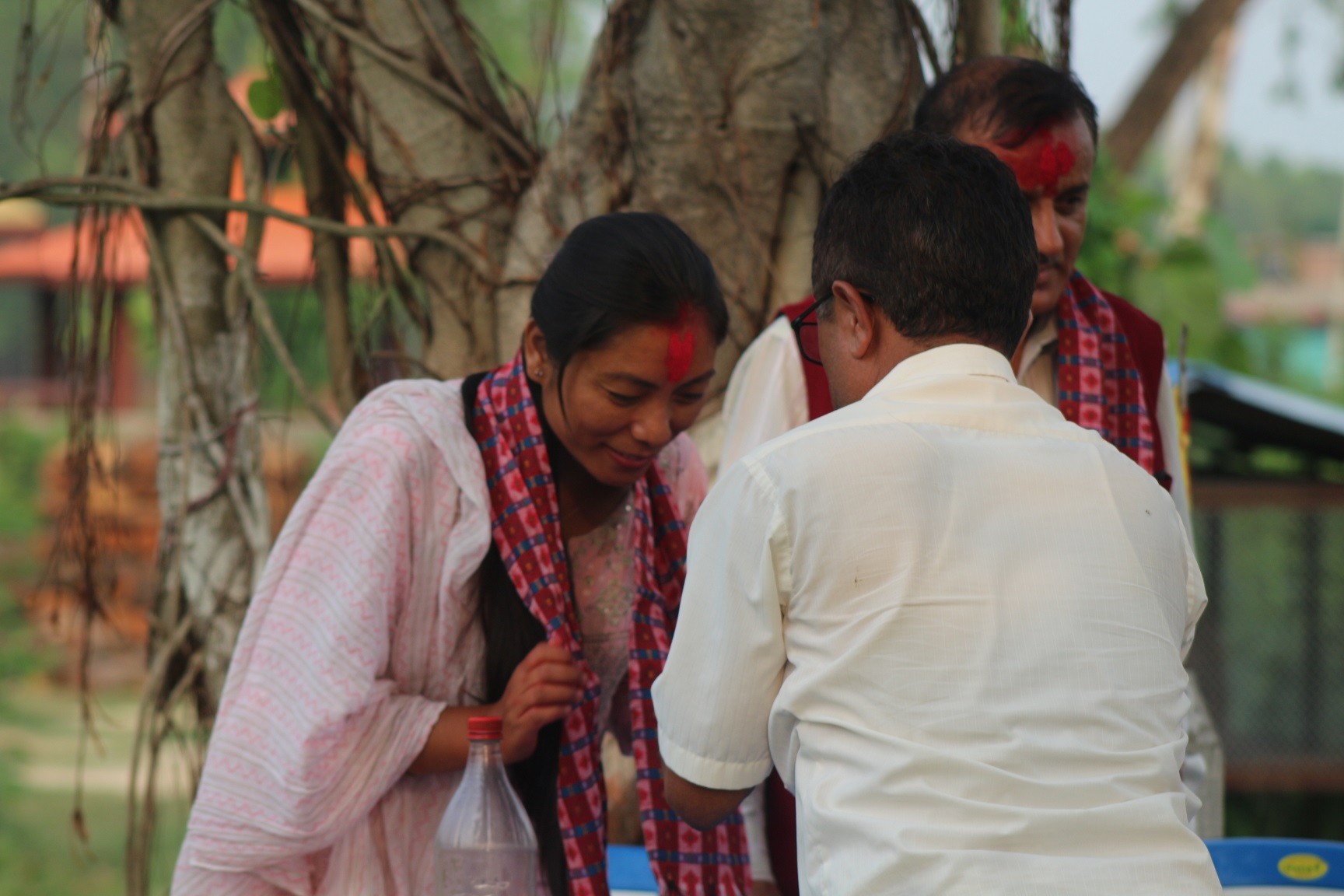 रुद्रपुर सामुदायिक बन उपभोक्ता समूहद्वारा निर्वाचित जनप्रतिनीधिहरुलाई सम्मान