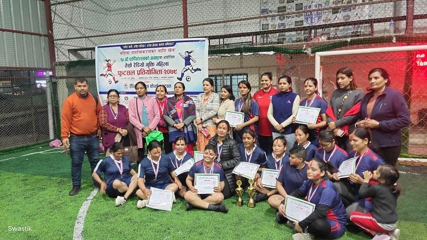 फुटसल प्रतियोगिता २०७९ को उपाधि सञ्चारिका समूहलाई