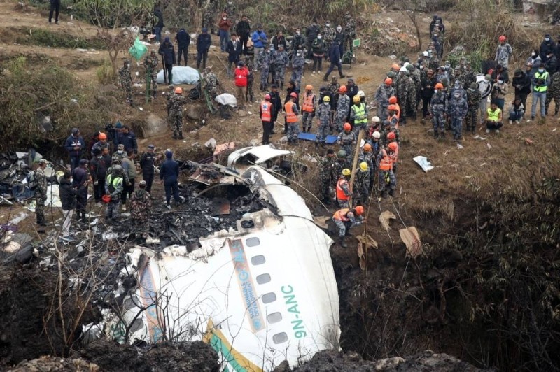 विमान दुर्घटनामा ज्यान गुमाएका ६० जनाको शव आफन्तलाई बुझाइयो