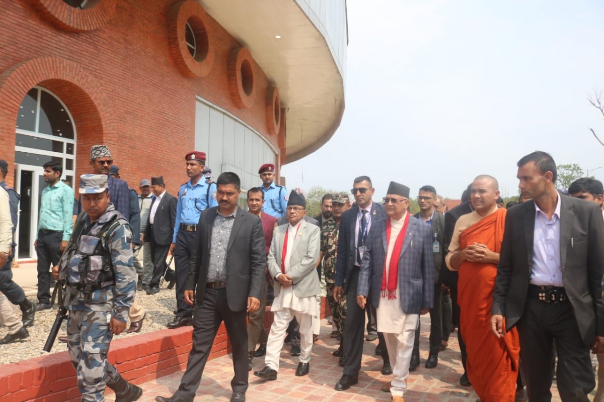 पूर्वप्रधानमन्त्री केपी शर्मा ओलीद्वारा लुम्बिनी भ्रमण