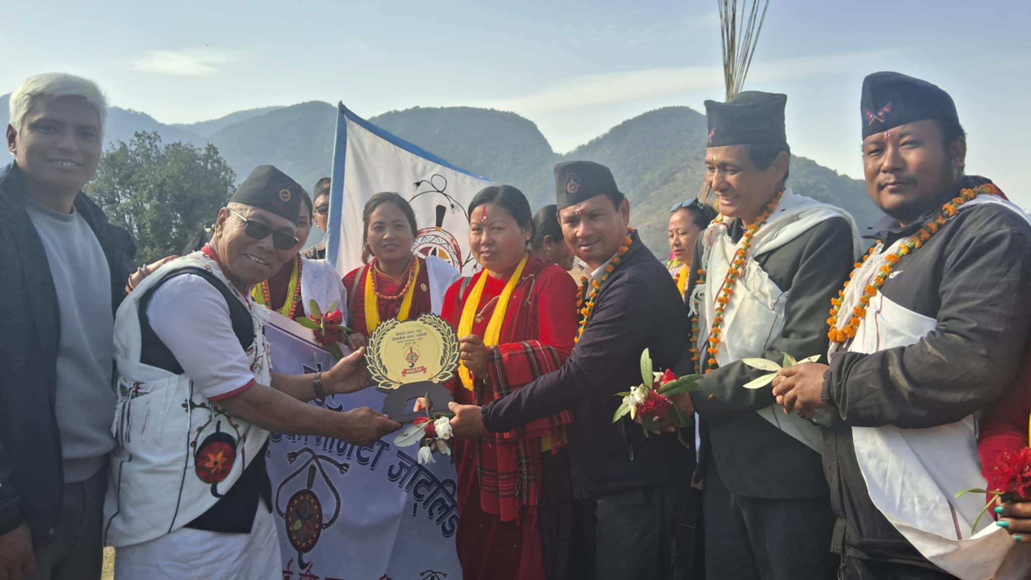 गुल्मीको ठूलो लुम्पेक सत्यवती क्षेत्रमा रुपन्दीहीको नेपाल मगर संघ सैनामैनालाई स्वागत