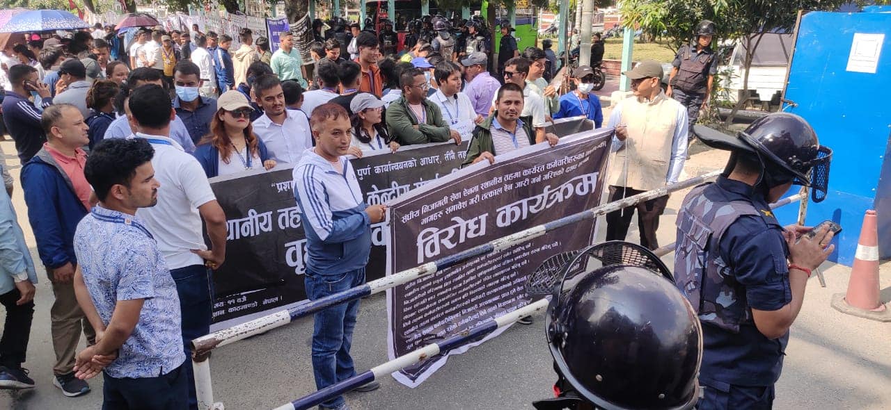 स्थानीय तहका कर्मचारी र सरकारबीच १९ बुँदे सहमति, आन्दोलन फिर्ता