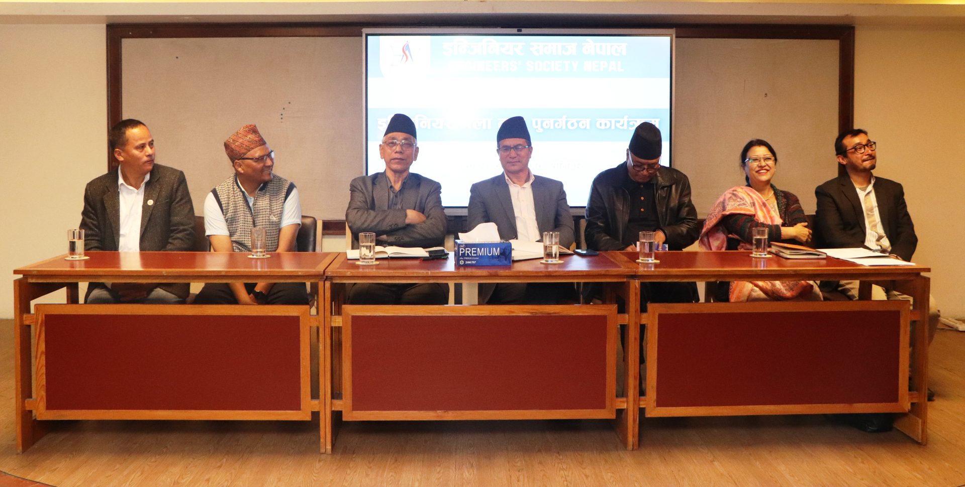 इन्जिनियरिङ सेवामा लागेकाहरू विकास निर्माणको काममा निःस्वार्थपूर्वक लाग्नु जरूरी