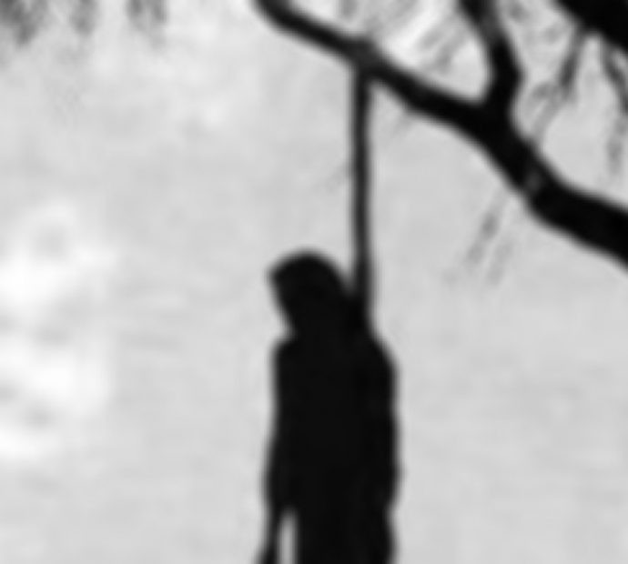 गैडहवा ७ शान्तीबजारकी १६ बर्षिय एक किशोरीले गरिन आत्महत्या