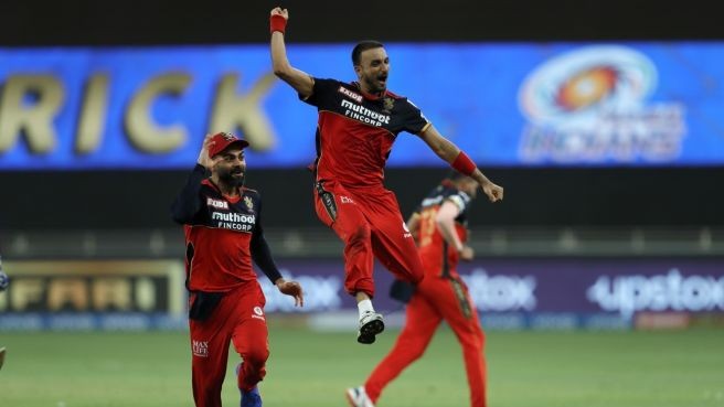 आईपीएल क्रिकेट: बेङ्ग्लाेर ५४ रनले विजयी