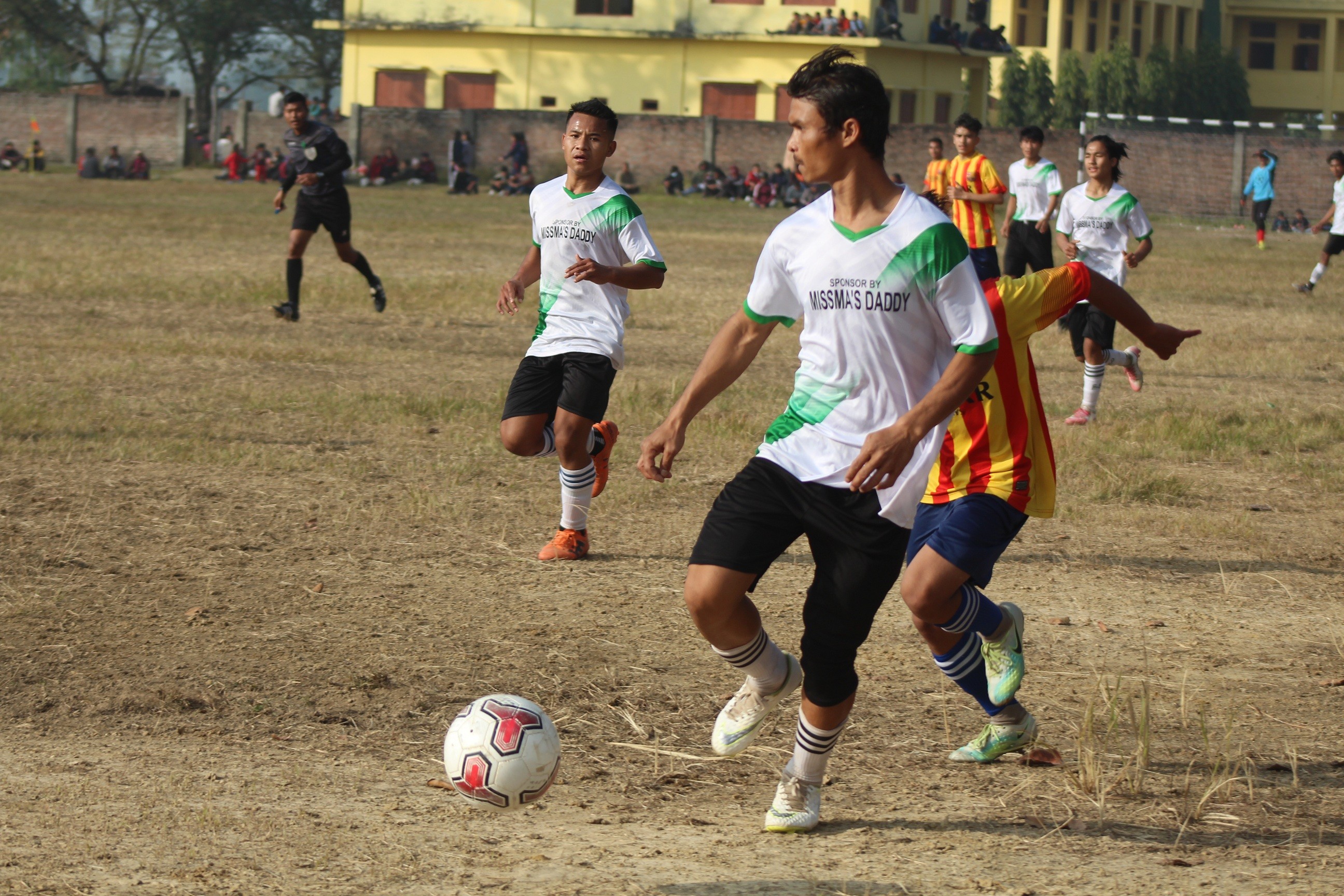 रुद्रपुर युवा क्लवद्धारा आयोजित खुल्ला फुटवल प्रतियोगिता जारी चौथो  दिन ३ खेल सम्पन्न