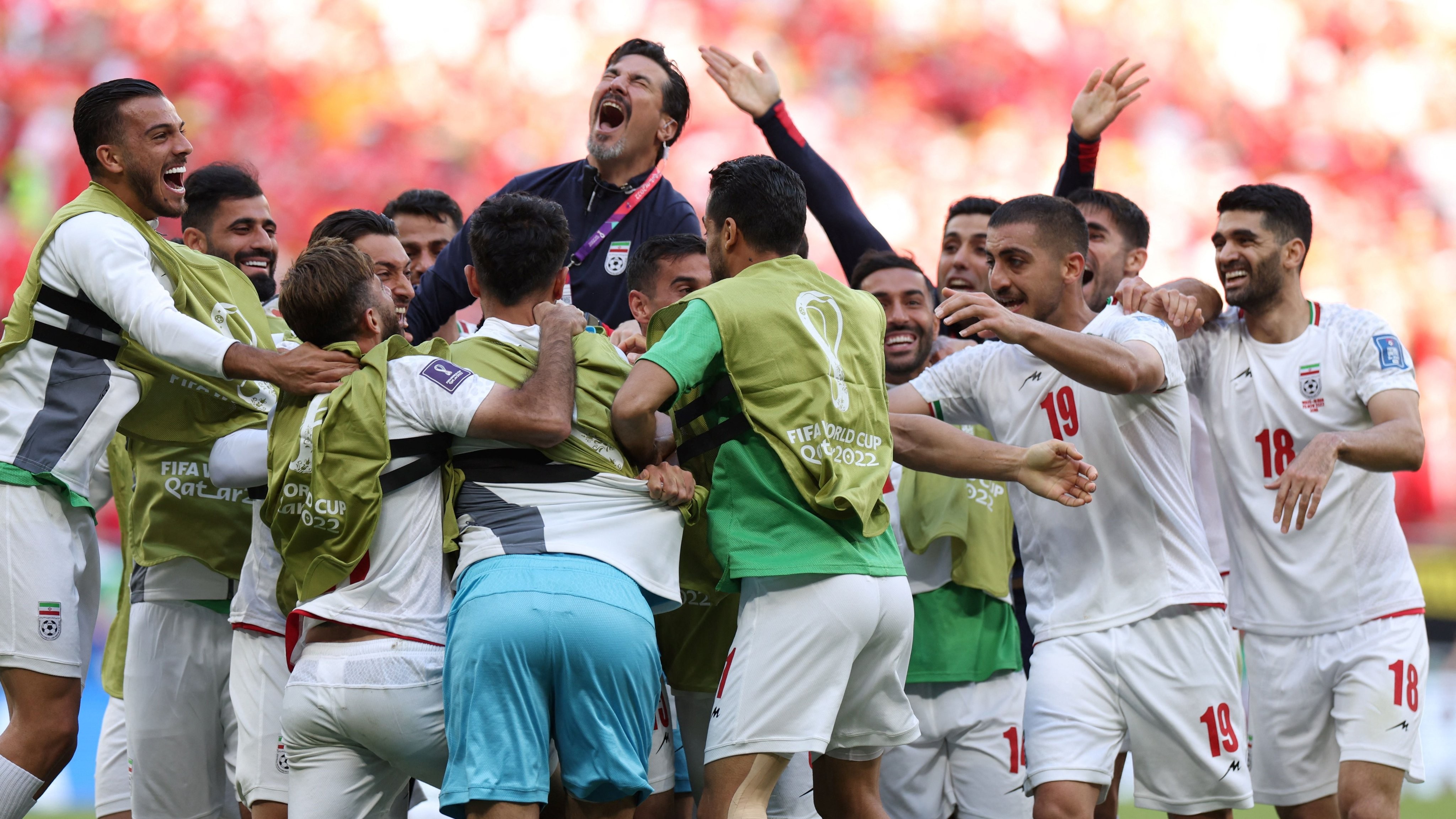 विश्वकपमा इरानले वेल्सलाई हरायो