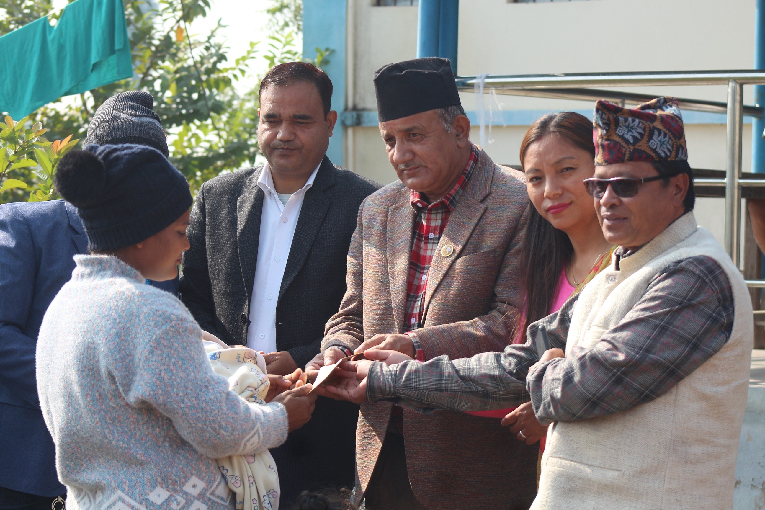 कञ्चनमा उपाध्यक्षसंग सुत्केरी आमा पोषण कार्यक्रमको शुभारम्भ