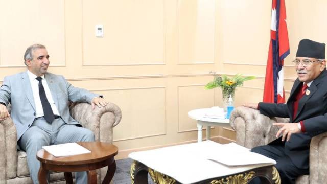 प्रधानमन्त्री प्रचण्डसँग युएइ र कतारका राजदुतद्वारा छुट्टा छुट्टै शिष्टचारभेट