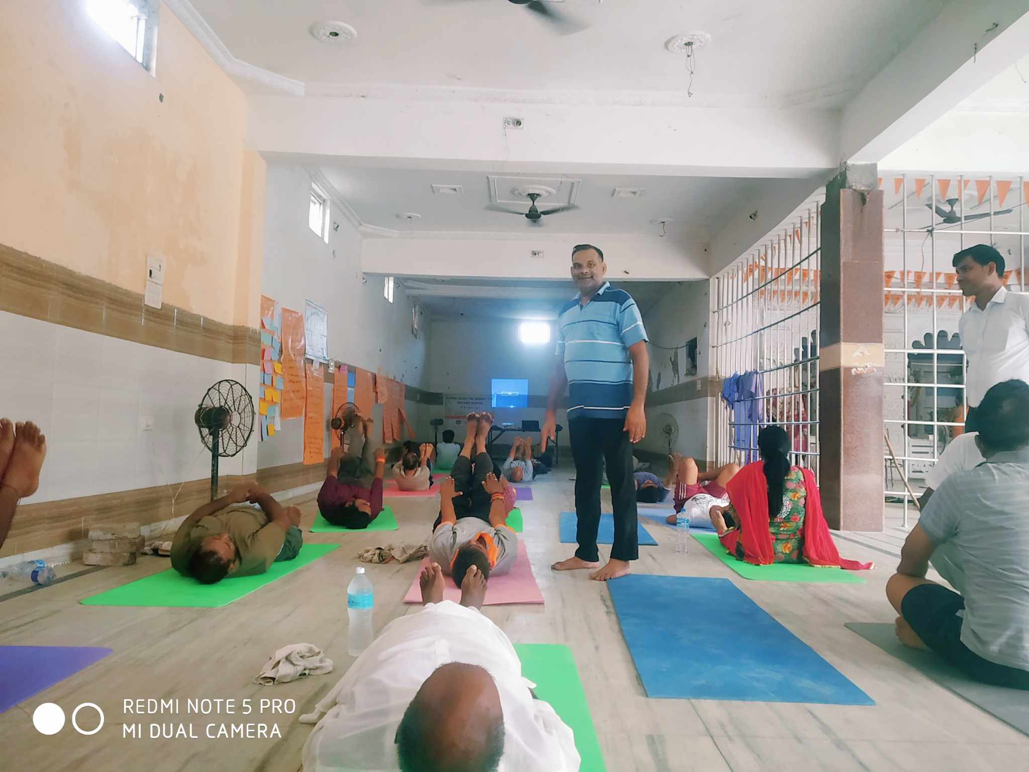 कृष्णनगरमा अन्तर्राष्ट्रिय योग दिवसको अवसरमा योगाभ्यास
