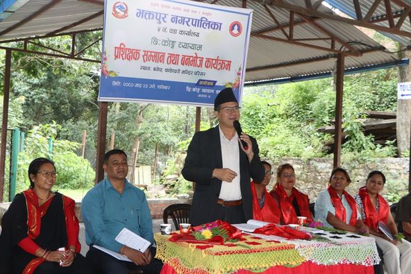 सबैले समाजलाई केन्द्रमा राखेर काम गर्नुपर्ने