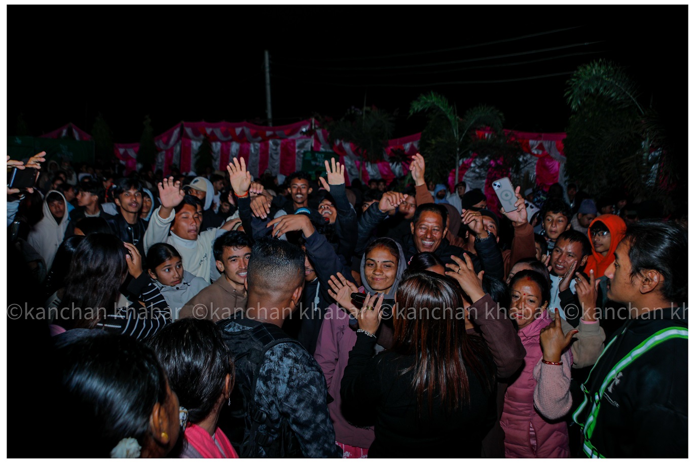 गायिका शिलु भट्टराइले तताइन स्टेज