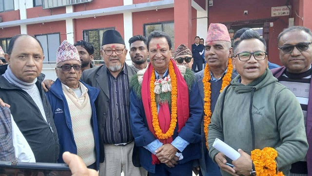 पश्चिम नवलपरासी-१ मा  विकासको फेहरिस्तसहित उद्योगपति विनोद चौधरी पुनः जनताबीच