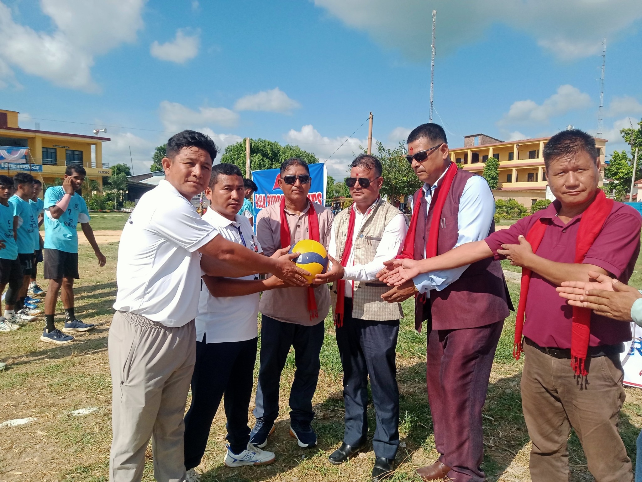 कञ्चन ३ वडा अध्यक्ष कप मणिमुकुण्डलाई 