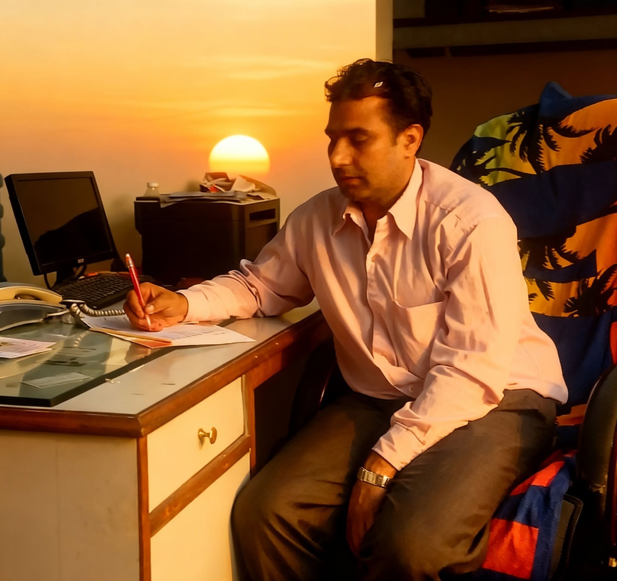 भ्रमको बजार र पसिनाको दर्शन एक जनशास्त्रीय विमर्श – १