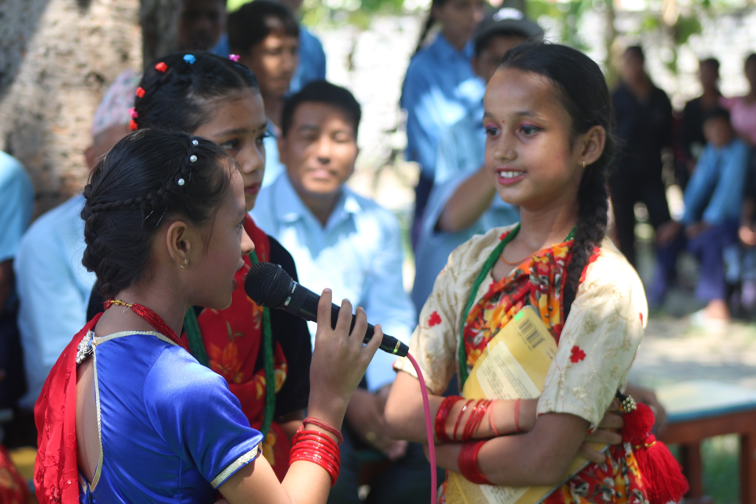 लुम्बिनी ज्ञान निकेतनमा बाल दिवसको अवसरमा तिजगित प्रतियोगिता