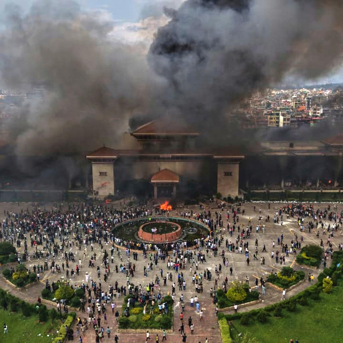 जेन्जी मुभमेन्ट नेपालले भन्यो सुशीला कार्की र ओम प्रकाशको गिरोहलाई सेनाले नियन्त्रणमा लिनुपर्छ