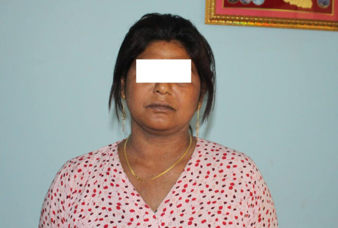 भैरहवाका बिभिन्न ठाउँमा डकैती र लुटपाटमा संलग्न गिरोहका नाइके भारतीय महिला हतियारसहित पक्राउ